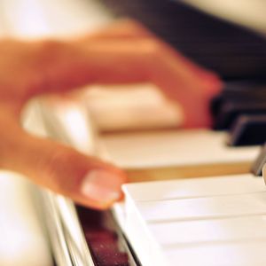 日本男同性恋色情在线视频
