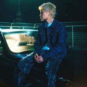 日本男同性恋色情在线视频
